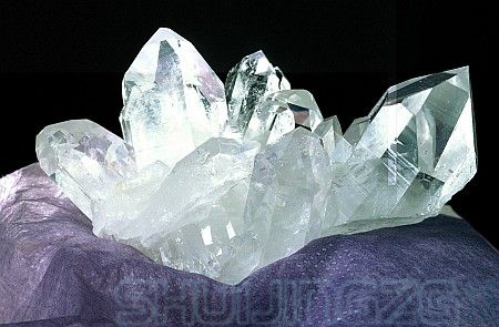 康比電子晶振廠家以雄厚產(chǎn)能解決電子產(chǎn)品熱潮帶來(lái)的缺貨現(xiàn)象